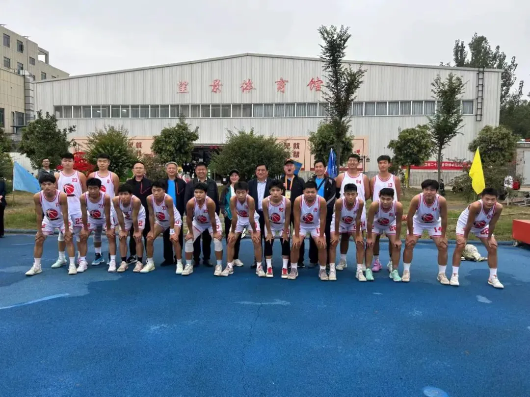 刻苦训练篮球时如何避免受伤的建议_1